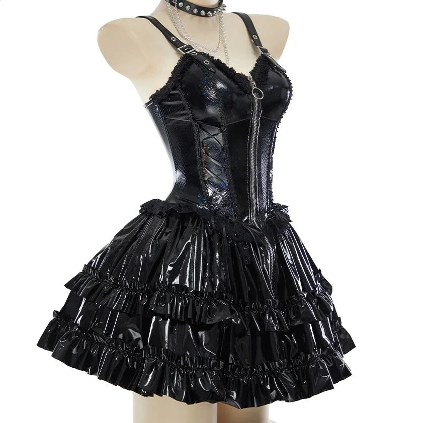 Schwarzes Gothic Kleid in Lederoptik mit Front Reissverschluss